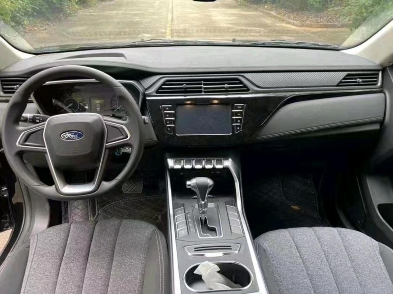 邢台23年福特领界2