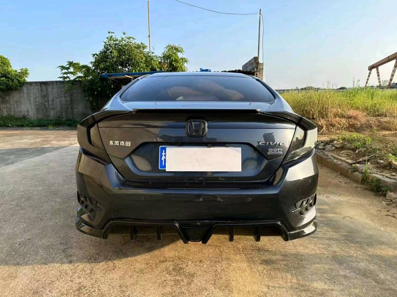 东营21年本田思域2