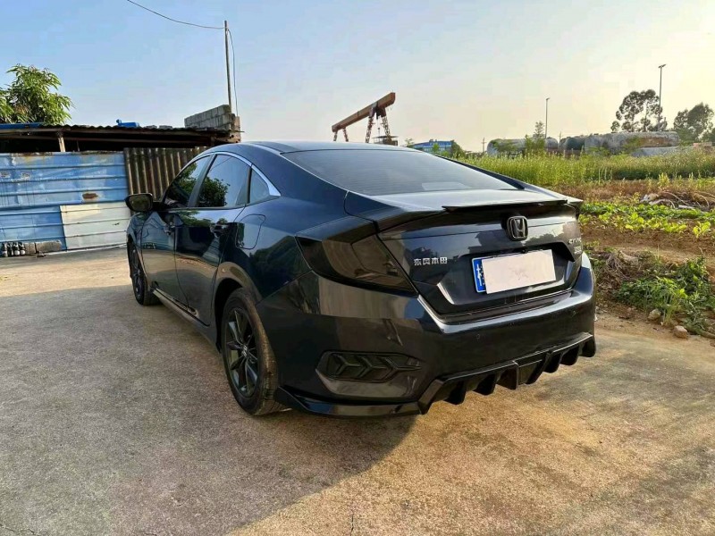 东营21年本田思域6