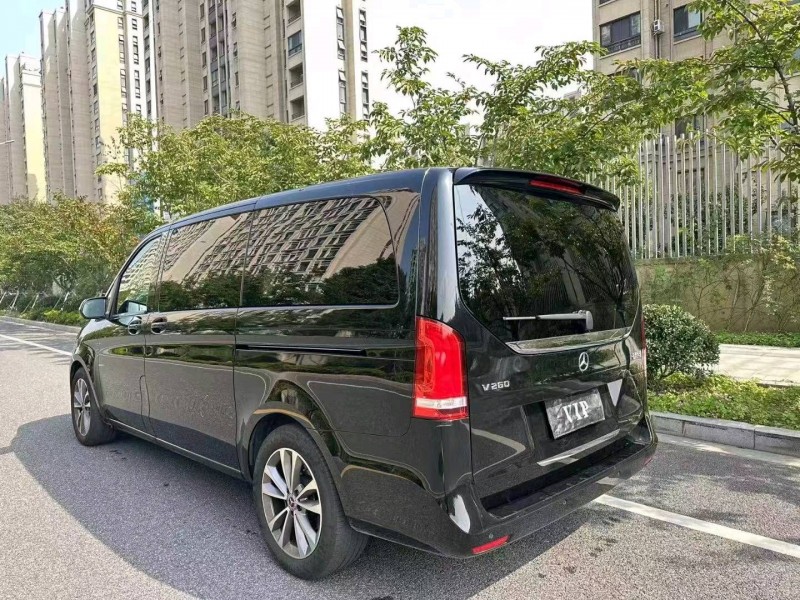 苏州22年奔驰V8