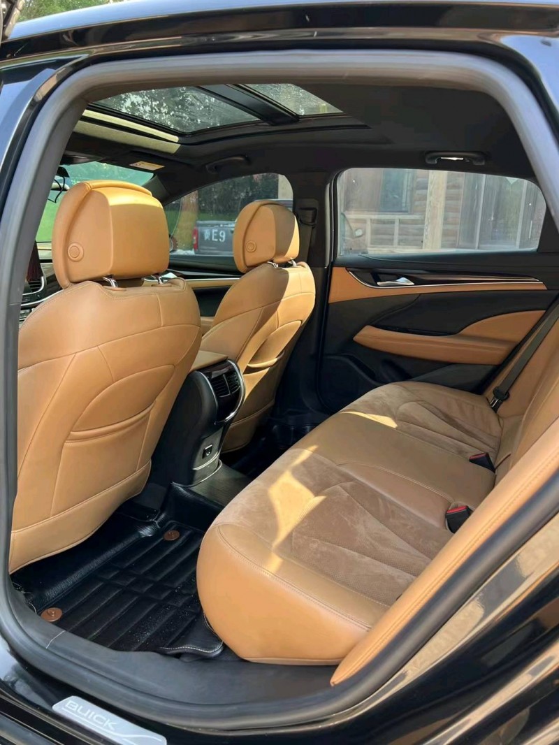 邢台16年别克君越6