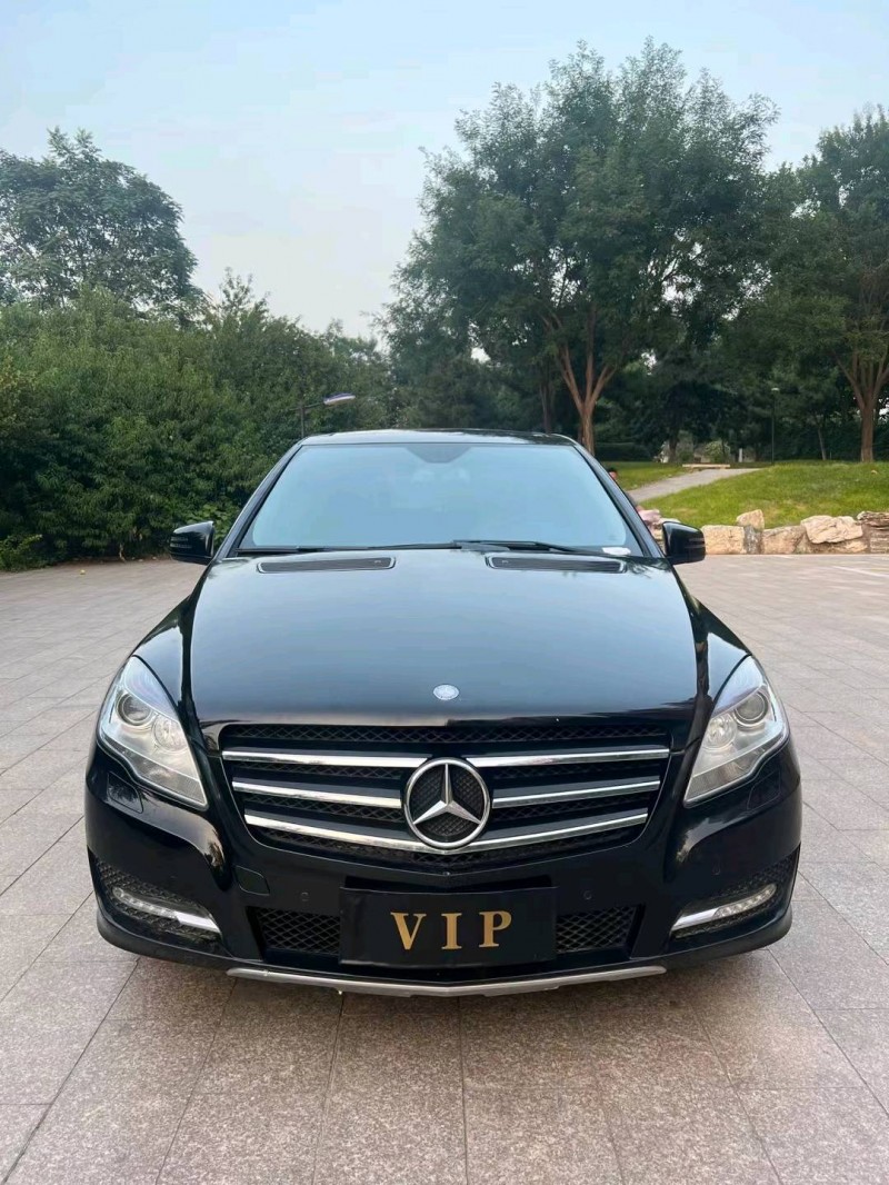 邢台17年奔驰R1