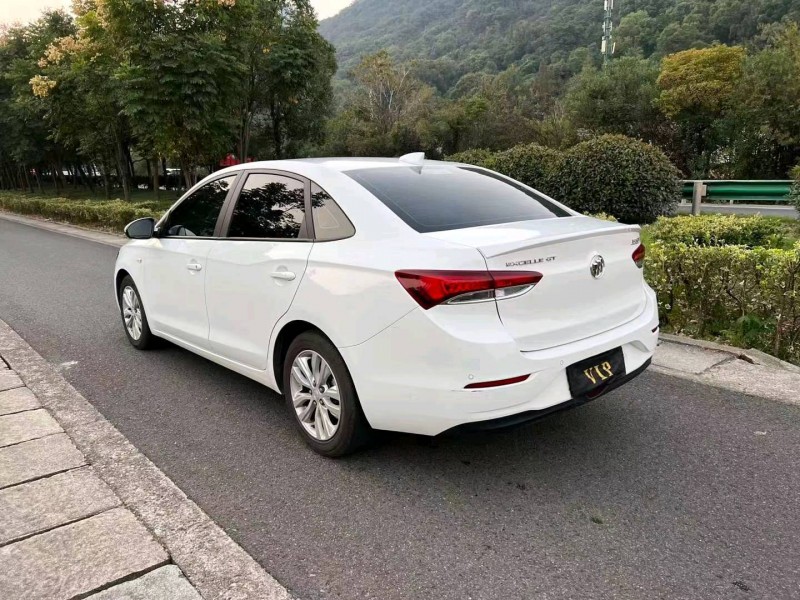 嘉兴21年别克英朗9