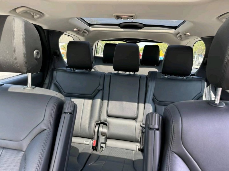 徐州19年路虎发现8