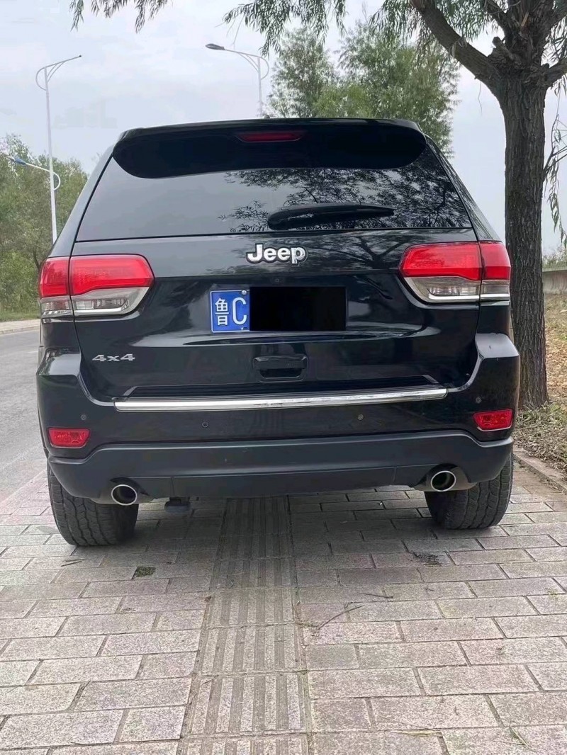 烟台16年Jeep大切诺基6