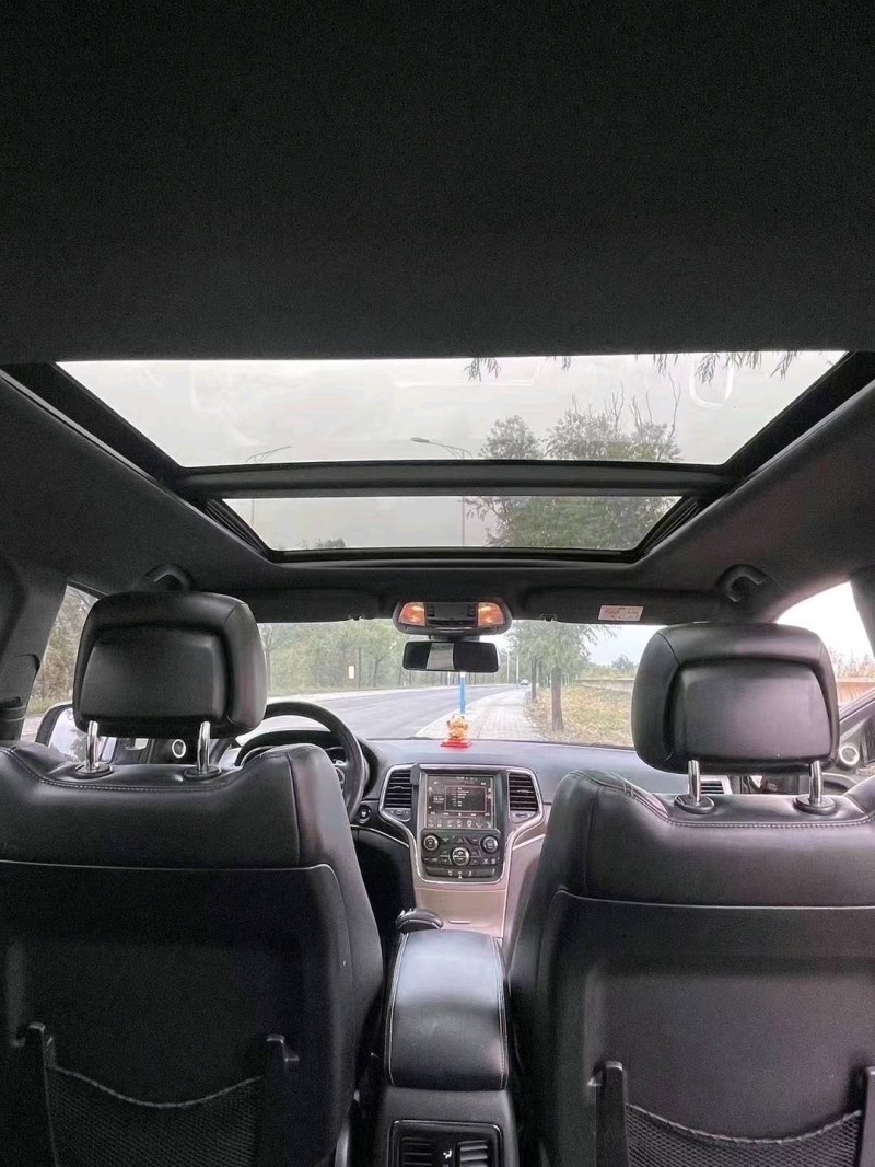 烟台16年Jeep大切诺基9