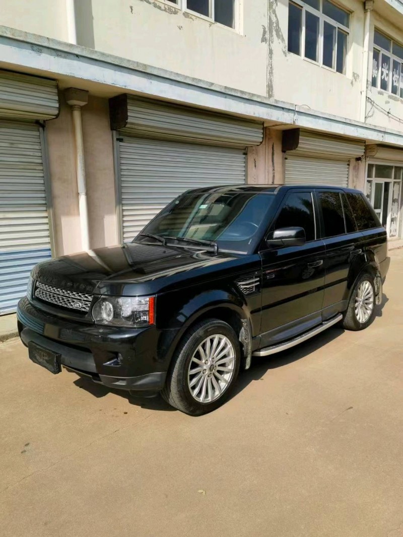 东营13年路虎揽胜运动3