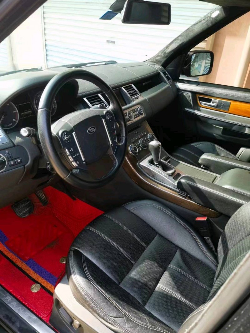 东营13年路虎揽胜运动8