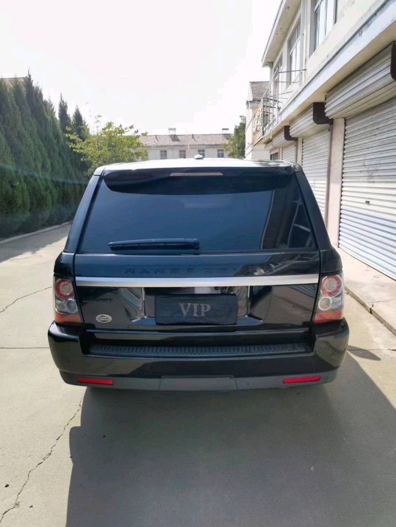 东营13年路虎揽胜运动9