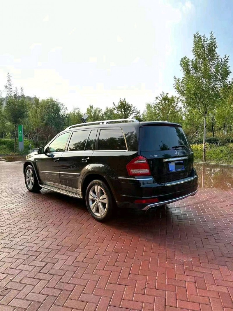 邯郸12年奔驰GL7