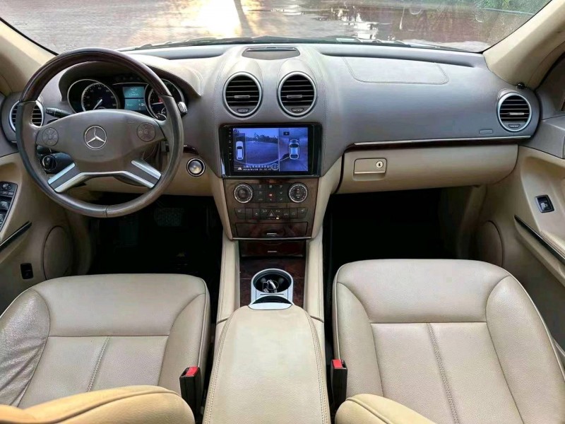 邯郸12年奔驰GL8