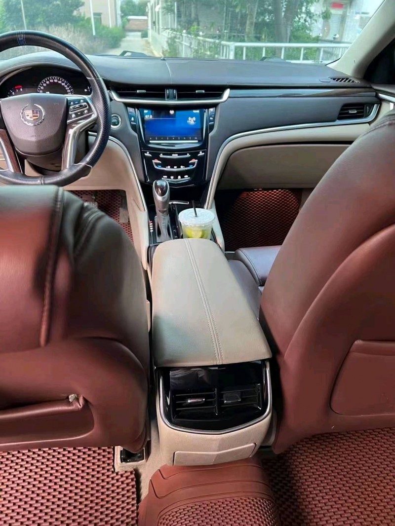 佛山14年凯迪拉克XT54