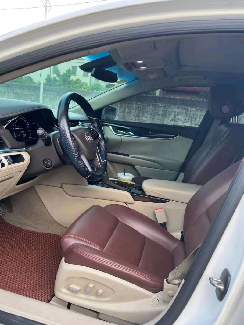 佛山14年凯迪拉克XT57