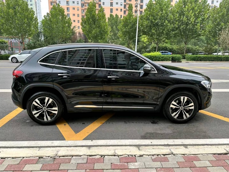 石家庄22年奔驰GLA2
