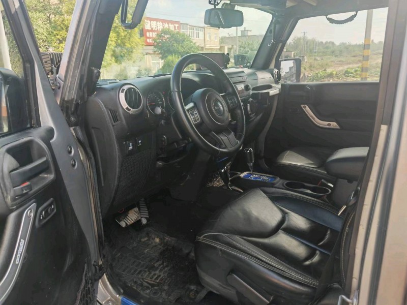 蚌埠16年Jeep牧馬人4