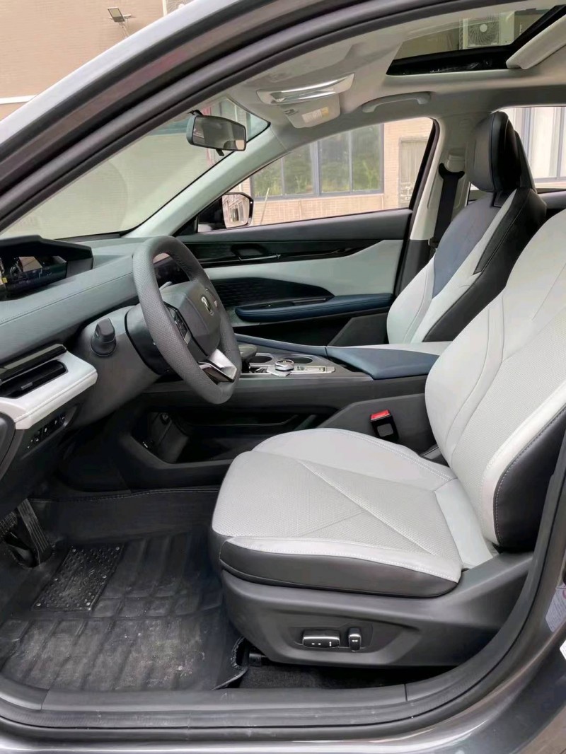 江门23年长安汽车UNI-V4