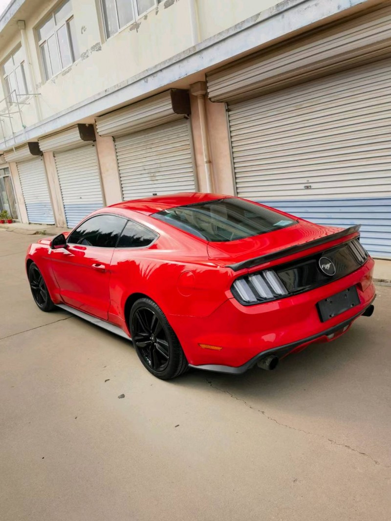 青岛16年福特野马8