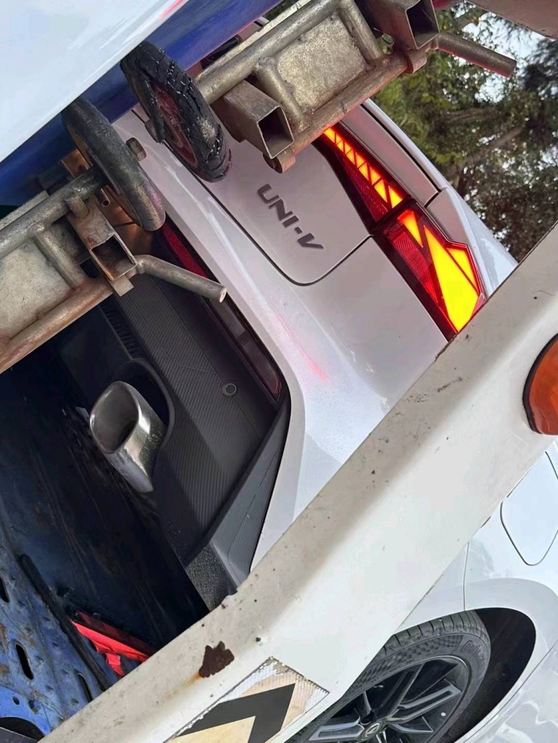 嘉兴23年长安汽车UNI-V6