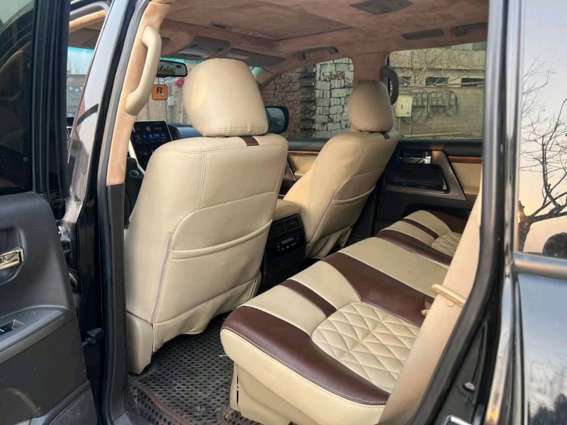 邯郸10年丰田普拉多3