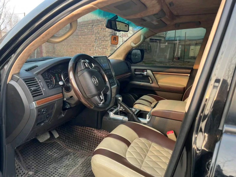 邯郸10年丰田普拉多8