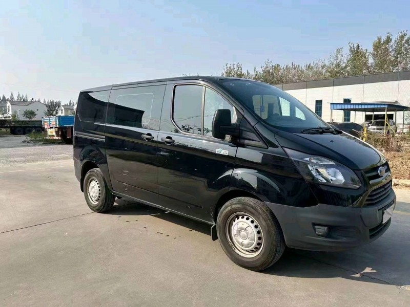 苏州22年福特全顺3