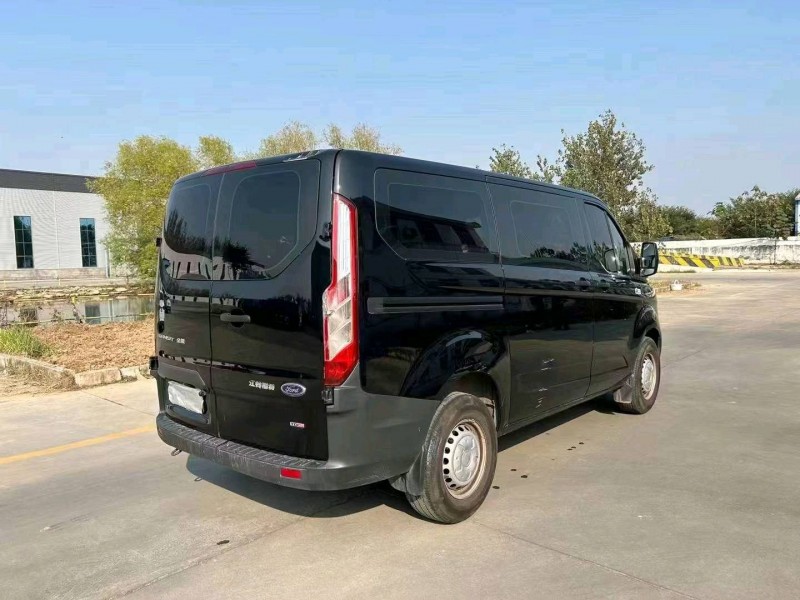 苏州22年福特全顺4