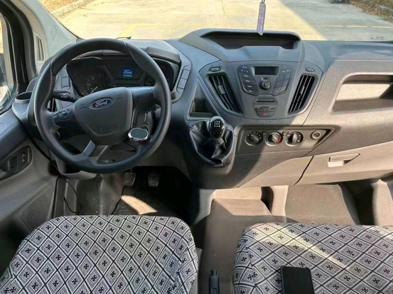 苏州22年福特全顺5