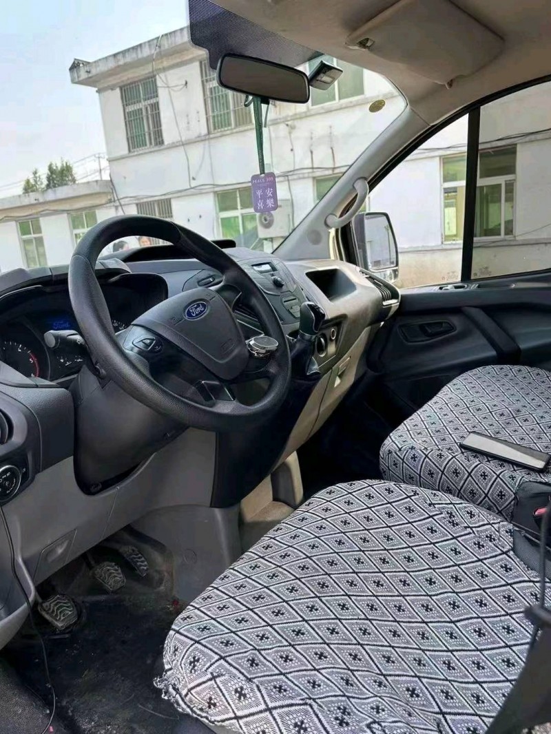 苏州22年福特全顺8