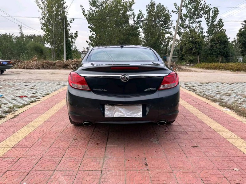 徐州13年别克君威9