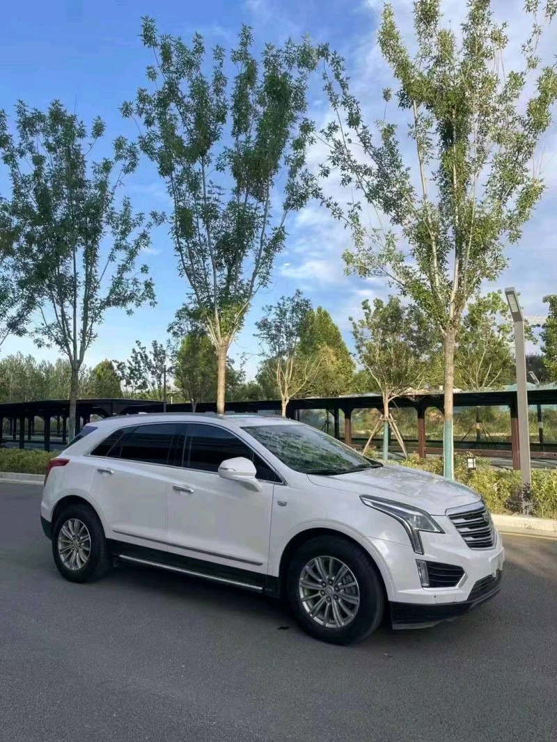 东营16年凯迪拉克XT54