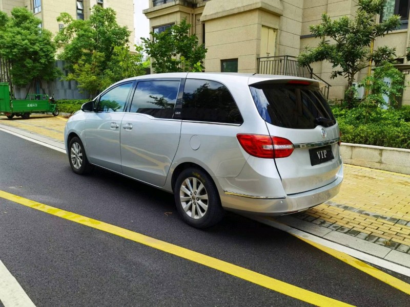 苏州14年别克GL87