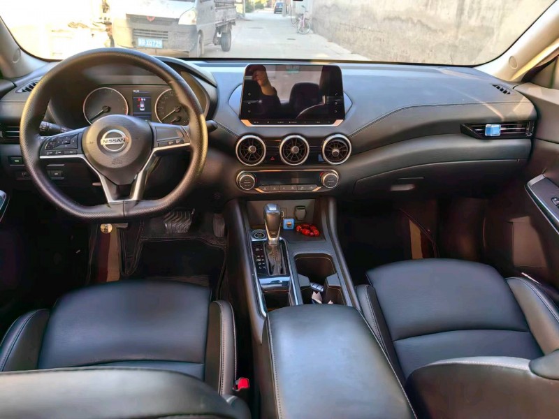 邯郸21年日产轩逸3