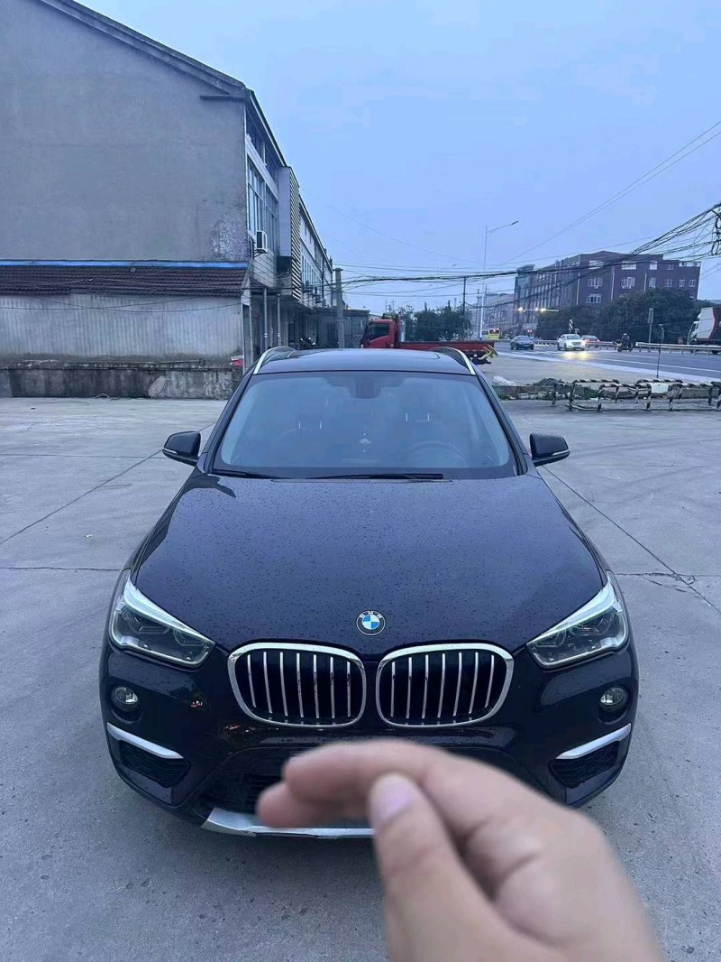 徐州17年宝马X11