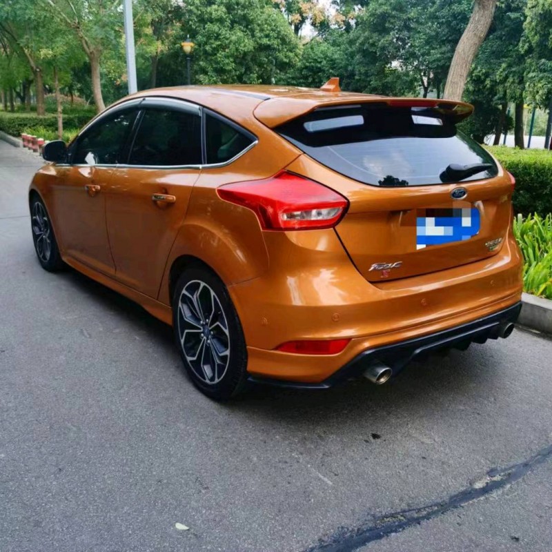 东营17年福特福克斯6