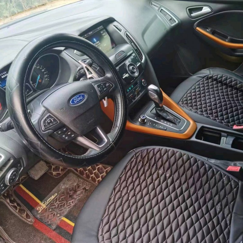 东营17年福特福克斯7