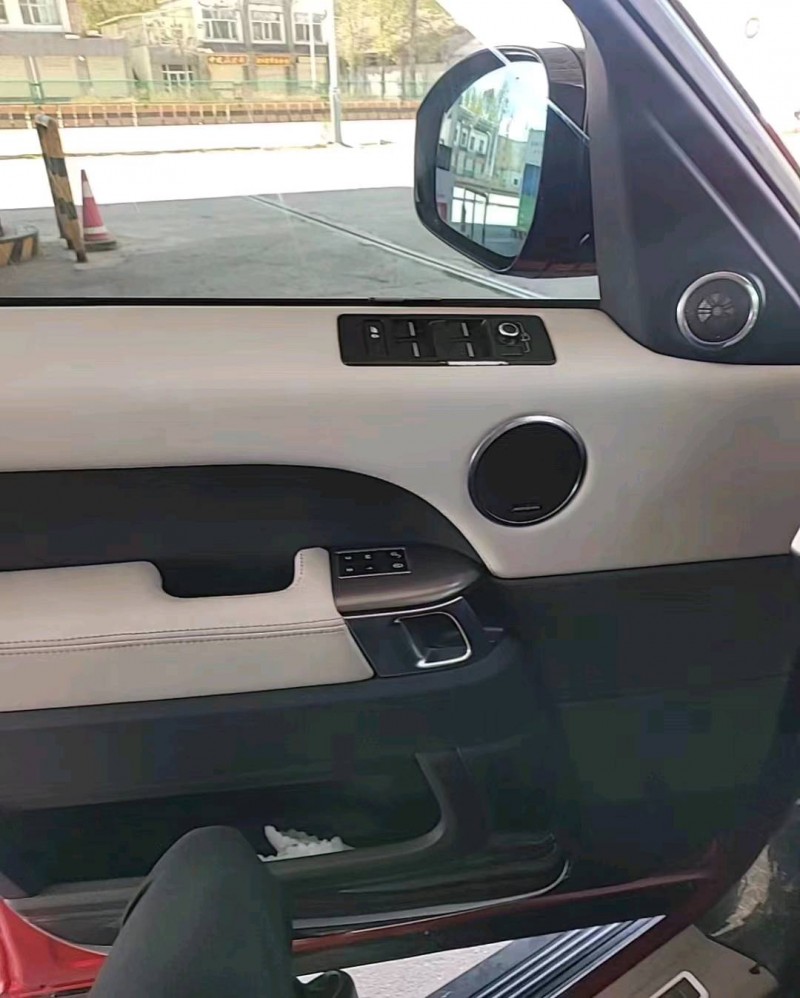 枣庄14年路虎揽胜运动4