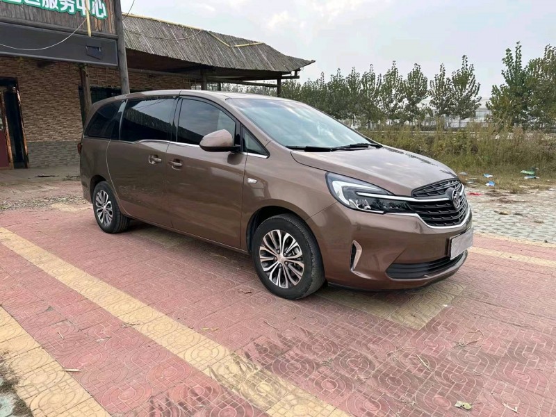 徐州21年别克GL82