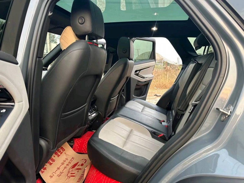 徐州21年路虎极光7