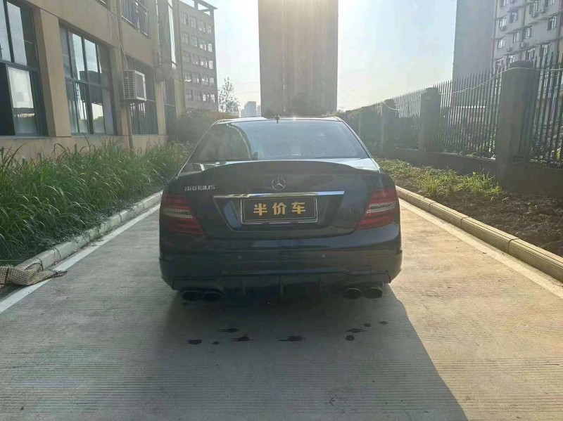 宜昌14年奔馳C5