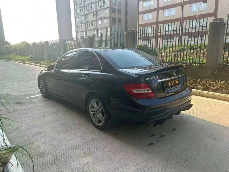 宜昌14年奔馳C6