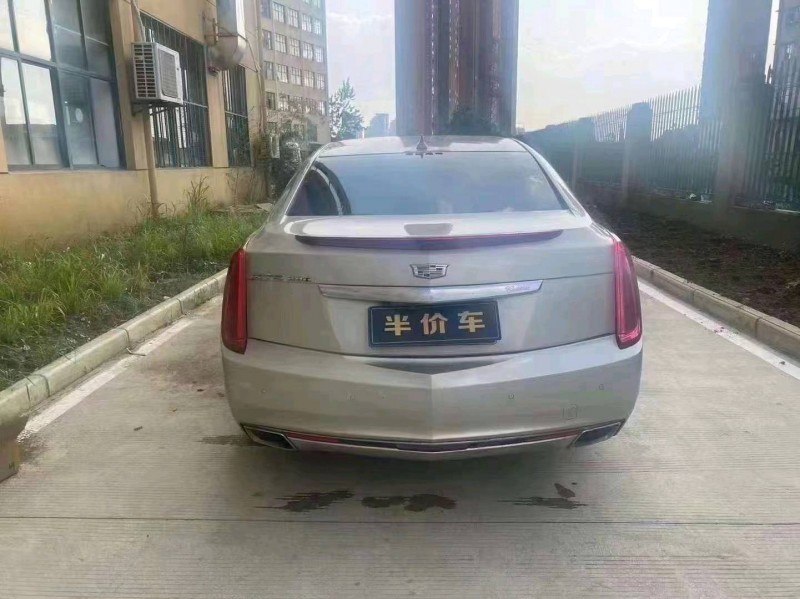 宜昌14年凱迪拉克XTS3