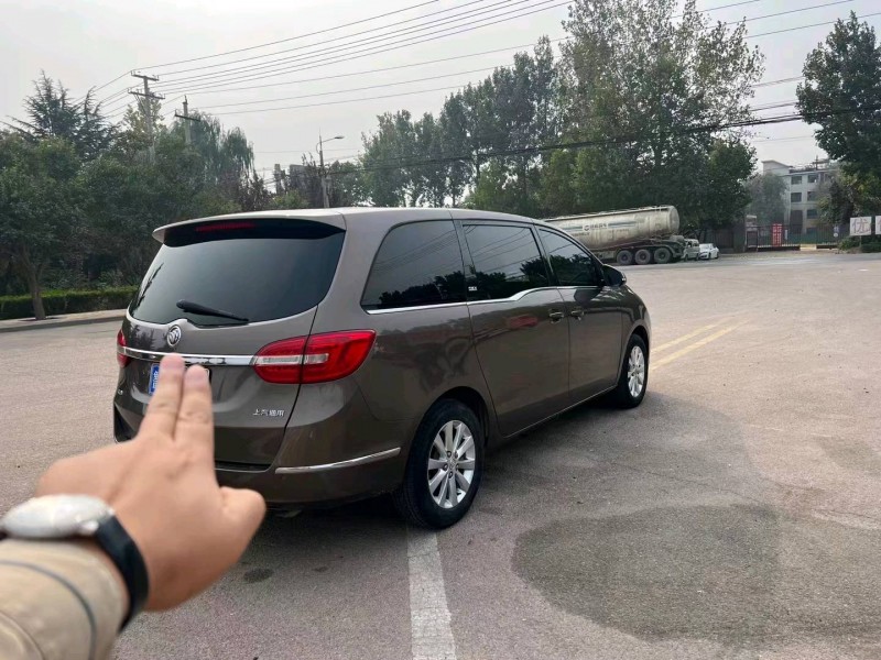 枣庄16年别克GL85