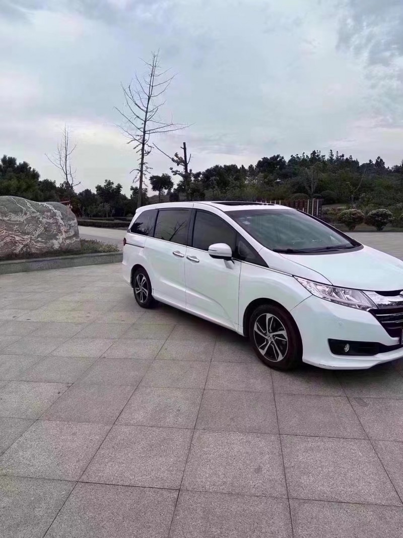 枣庄17年本田奥德赛2