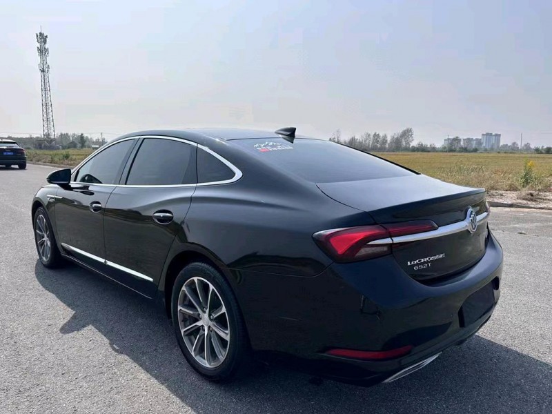 盐城21年别克君越8