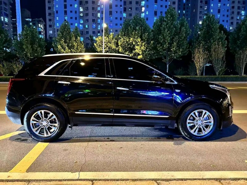保定20年凯迪拉克XT52