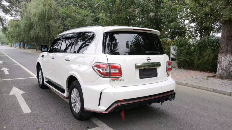 邯郸17年日产途乐4