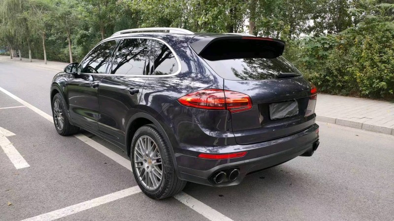 邯郸17年保时捷卡宴7