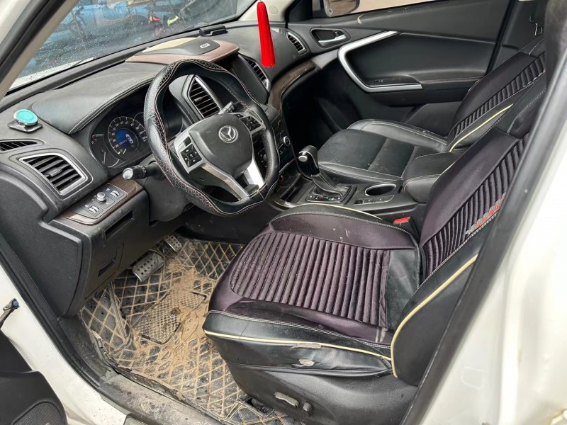 济宁17年北汽幻速S67