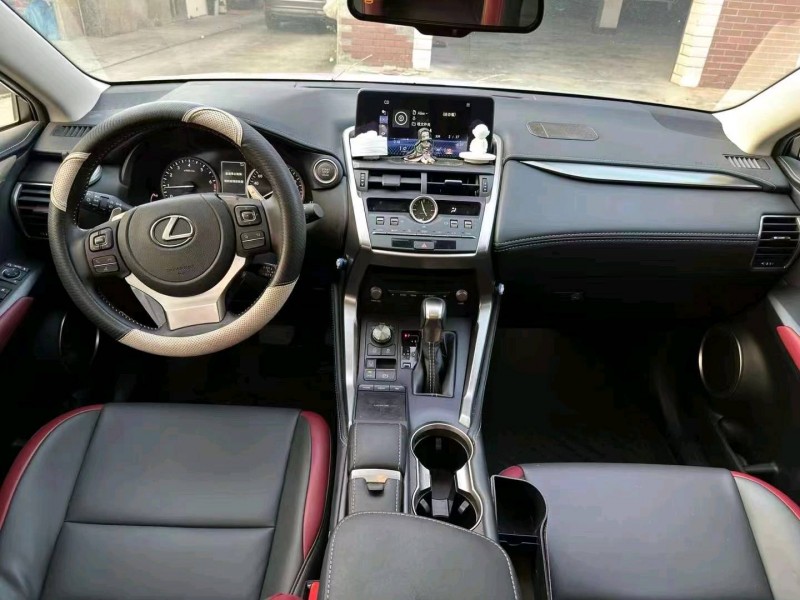 邯郸21年雷克萨斯NX2