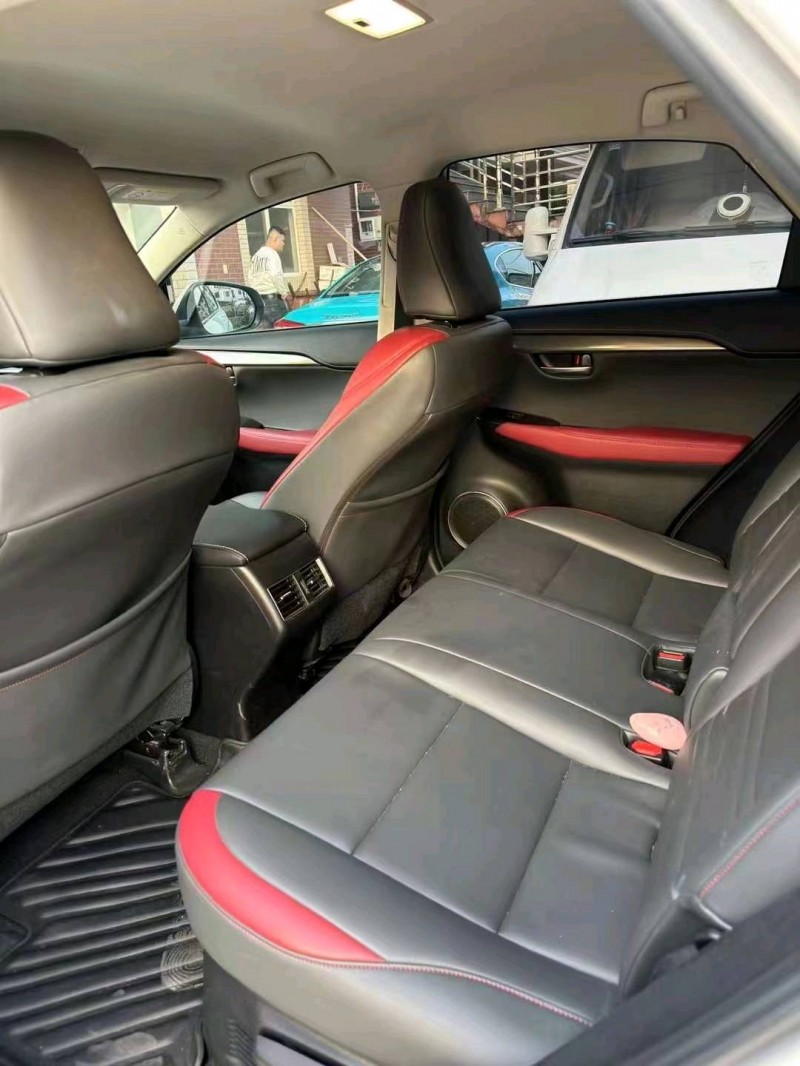 邯郸21年雷克萨斯NX8